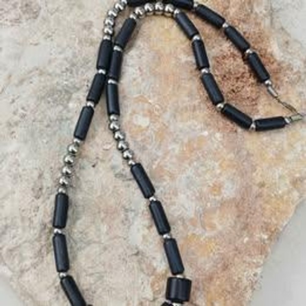 Beaded Necklace Black Silver Matte Tube Barrel Geometric 24"